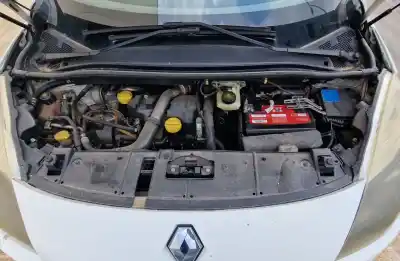 Здавання транспортного засобу renault scenic iii (jz) k9kg8 року 2009 потужний k9kg8