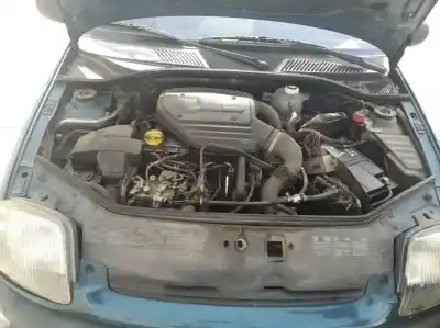 Scrapping Vehicle renault clio ii fase i (b/cb0) d-f8q of the year 2000 powered f8q