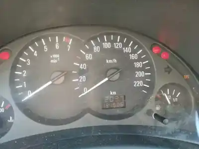 Здавання транспортного засобу opel corsa c g-z12xe року 2001 потужний z12xe
