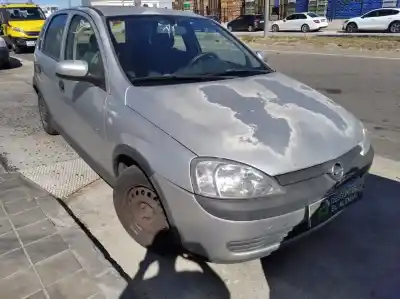 Здавання транспортного засобу opel corsa c g-z12xe року 2001 потужний z12xe