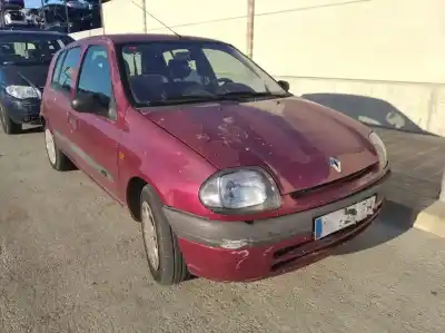 Здавання транспортного засобу renault clio ii fase i (b/cb0) d-f8q року 1999 потужний f8q k6