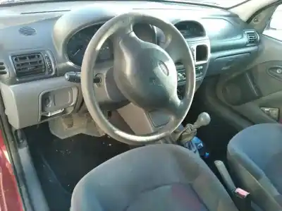 Здавання транспортного засобу renault clio ii fase i (b/cb0) d-f8q року 1999 потужний f8q k6