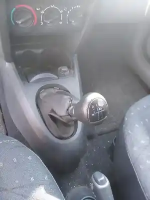 Здавання транспортного засобу renault clio ii fase ii (b/cb0) d4f року 2002 потужний d4f b7
