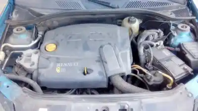 Veículo de Sucata renault clio ii fase ii (b/cb0) k9k a7 do ano 2001 alimentado k9k