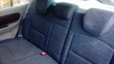 Veículo de Sucata renault clio ii fase ii (b/cb0) k9k a7 do ano 2001 alimentado k9k