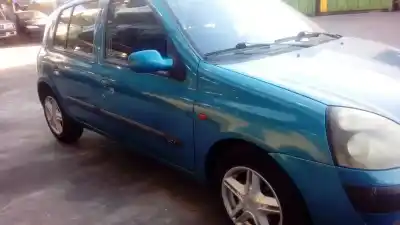 Veículo de Sucata renault clio ii fase ii (b/cb0) k9k a7 do ano 2001 alimentado k9k
