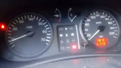 Veículo de Sucata renault clio ii fase ii (b/cb0) k9k a7 do ano 2001 alimentado k9k