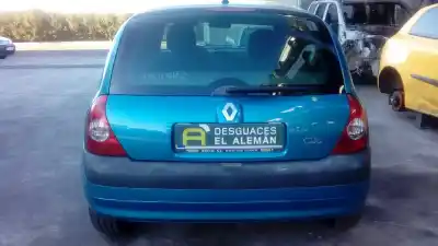 Veículo de Sucata renault clio ii fase ii (b/cb0) k9k a7 do ano 2001 alimentado k9k