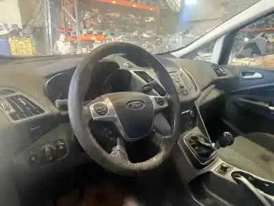 Vehicul casat ford c-max ii (dxa/cb7, dxa/ceu) 1.6 tdci al anului 2015 alimentat t1da
