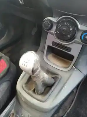 Здавання транспортного засобу ford                                               fiesta vi (cb1, ccn)                                                                                                                                                                                                                                       1.6 tdci                                                                                                                                                                                                                                                   року 2009 потужний hhjc