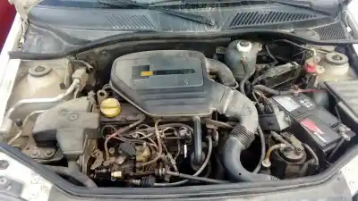 Здавання транспортного засобу renault clio ii fase i (b/cb0) d-f8q року 1999 потужний f8q Здавання транспортного засобу renault clio ii fase i (b/cb0) d-f8q року 1999 потужний f8q