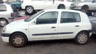 Здавання транспортного засобу renault clio ii fase i (b/cb0) d-f8q року 1999 потужний f8q Здавання транспортного засобу renault clio ii fase i (b/cb0) d-f8q року 1999 потужний f8q