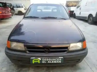 Veicolo di demolizione OPEL ASTRA F (T92)  dell'anno 1993 alimentato C16SE