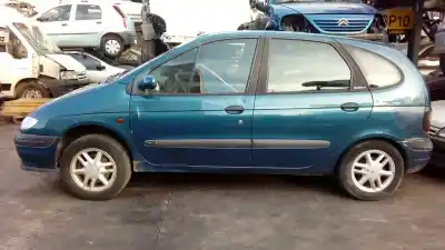 Scrapping Vehicle renault megane i scenic (ja0) f9q k7 of the year 1999 powered f9q