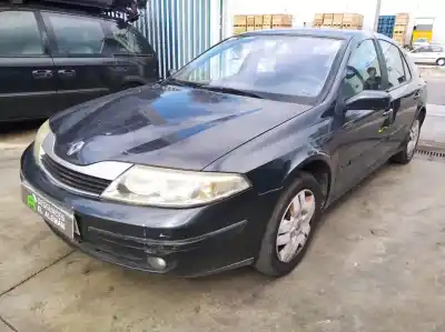 Verschrottungsfahrzeug RENAULT LAGUNA II (BG0)  des Jahres 2004 angetrieben F9Q C7