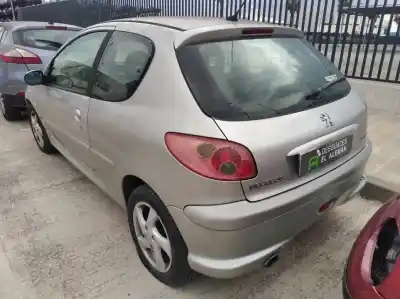 Здавання транспортного засобу peugeot 206 2.0 hdi-rhy року 2004 потужний rhy