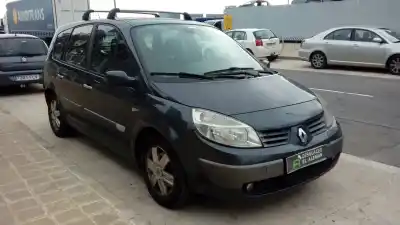 Sloopvoertuig renault scenic ii (jm) f9q van het jaar 2005 aangedreven f9q