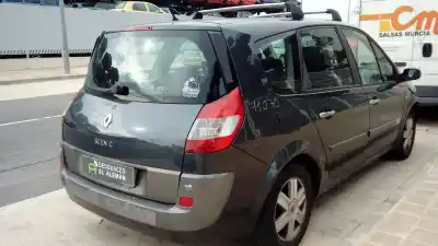 Sloopvoertuig renault scenic ii (jm) f9q van het jaar 2005 aangedreven f9q
