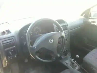 Здавання транспортного засобу opel astra g berlina g-z16xe року 2002 потужний z16xe