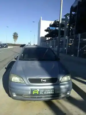 Sloopvoertuig OPEL ASTRA G BERLINA  van het jaar 2002 aangedreven Z16XE