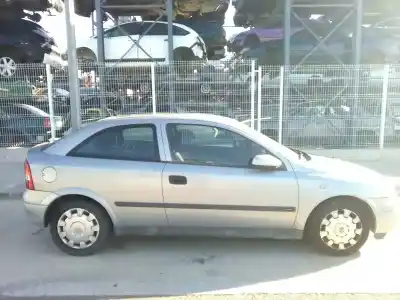 Здавання транспортного засобу opel astra g berlina g-z16xe року 2002 потужний z16xe
