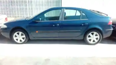Sloopvoertuig renault laguna ii (bg0) f9q van het jaar 2002 aangedreven f9q