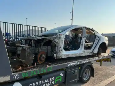 Scrapping Vehicle TESLA MODEL S  of the year 2014 powered 