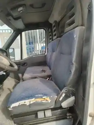 Здавання транспортного засобу iveco daily furgón f1ae0481b року 2003 потужний f1ae0481b