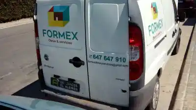 Véhicule à la ferraille fiat i doblò (223) cargo 182b9000 de l'année 2006 alimenté 182b9000