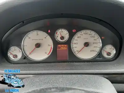 Sloopvoertuig peugeot 407 premium van het jaar 2010 aangedreven rhf o rh01