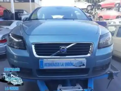 Verschrottungsfahrzeug volvo c30 (533) d5 des jahres 2006 angetrieben d5244t8