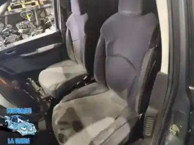 Vehicul casat citroen c8 hdi 120 collection al anului 2007 alimentat rhkdw10uted4