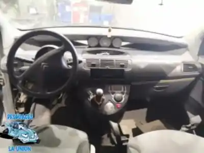 Vehicul casat citroen c8 hdi 120 collection al anului 2007 alimentat rhkdw10uted4