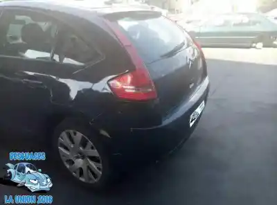 Véhicule à la ferraille citroen c4 berlina sx de l'année 2005 alimenté 