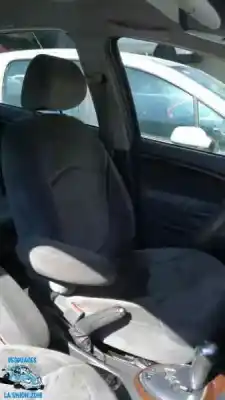 Veículo de Sucata citroen c5 berlina 2.0 hdi sx do ano 2004 alimentado 