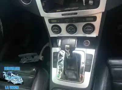 Здавання транспортного засобу volkswagen passat b6 variant (3c5) 2.0 tdi 16v року 2008 потужний 