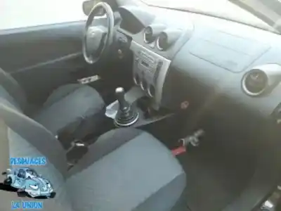 Veículo de Sucata ford fiesta (cbk) futura do ano 2004 alimentado f6ja