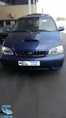 Veículo de Sucata kia carnival td ls do ano 2002 alimentado 