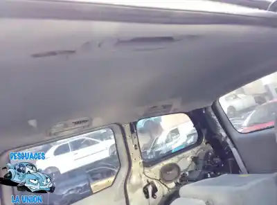 Veicolo di demolizione kia carnival ii (gq) 2.9 crdi dell'anno 2005 alimentato j3