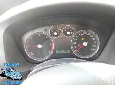 Veículo de Sucata ford focus berlina (cap) ambiente (d) do ano 2006 alimentado 