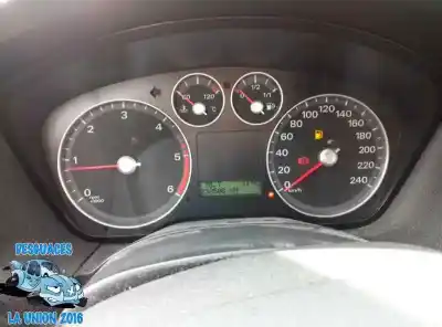 Veículo de Sucata ford focus berlina (cap) ambiente (d) do ano 2006 alimentado 