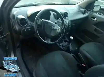 Veículo de Sucata ford fiesta (cbk) ambiente do ano 2002 alimentado 