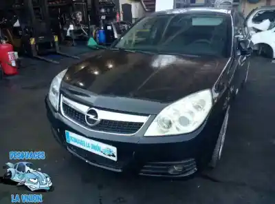 Vehicul casat OPEL VECTRA C BERLINA Sport al anului 2005 alimentat 