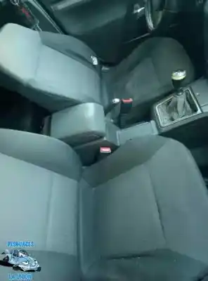 Veículo de Sucata opel vectra c berlina sport do ano 2005 alimentado 