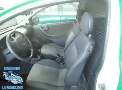 Veicolo di demolizione opel corsa c corsavan dell'anno 2006 alimentato 