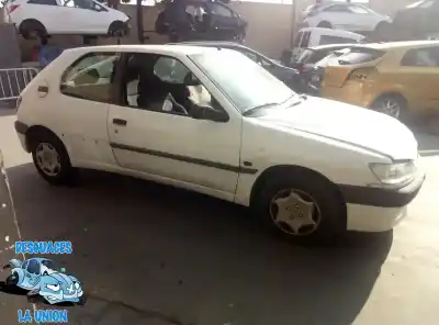 Sloopvoertuig peugeot 306 break style van het jaar 1998 aangedreven 