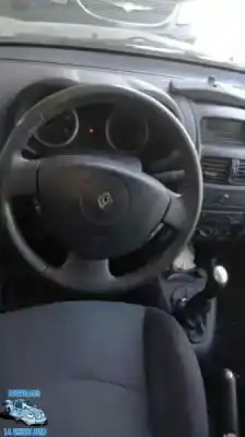 Здавання транспортного засобу RENAULT CLIO II FASE II (B/CB0) Campus року 2006 потужний 