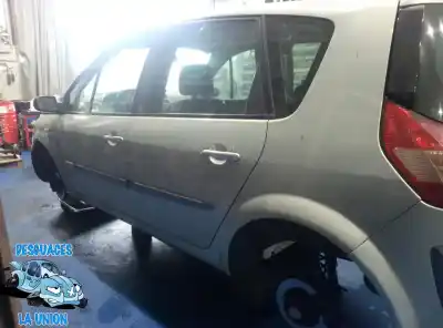 Veículo de Sucata renault scenic ii expression 101 cv / 74 kw do ano 2004 alimentado k9k728