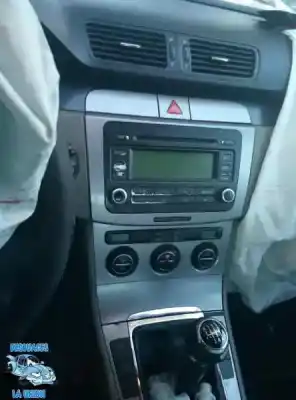 Veicolo di demolizione volkswagen passat b6 (3c2) 2.0 tdi 16v dell'anno 2005 alimentato 