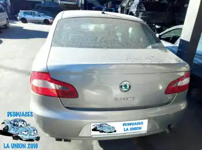 Здавання транспортного засобу skoda superb ii ranchera familiar (3t5) 2.0 tdi 16v року 2010 потужний 
